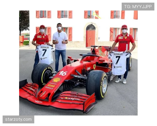 布克训练完顺手买了辆法拉利，说是为了省停车费